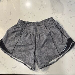 Lululemon Hotty Hots - SeaWheeze